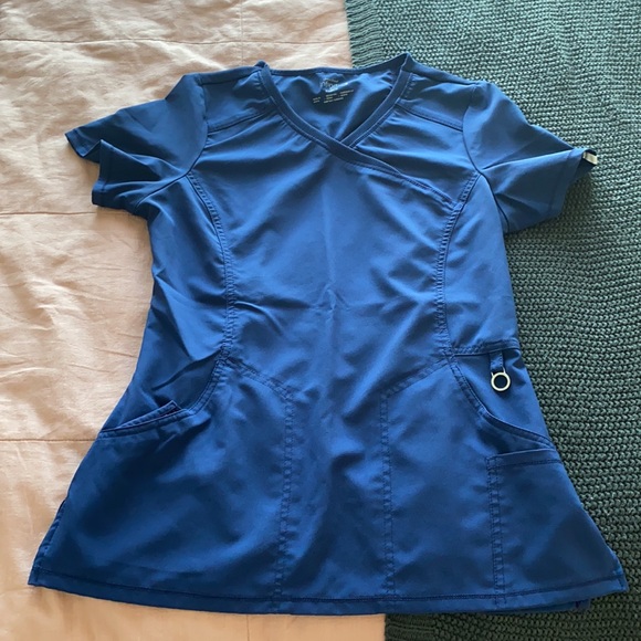 Cherokee Infinity scrub set - Picture 2 of 4